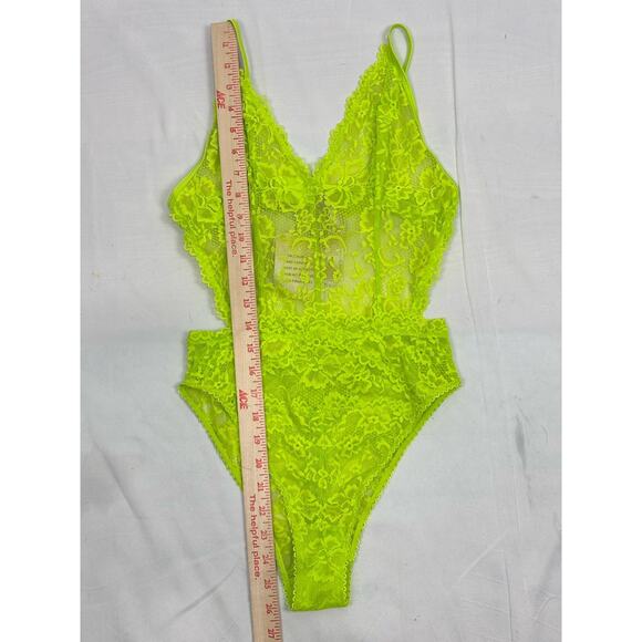 NWT Savage X Fenty Neon Green Floral Lace Teddie Lingerie Coquette Size Small - Picture 3 of 8